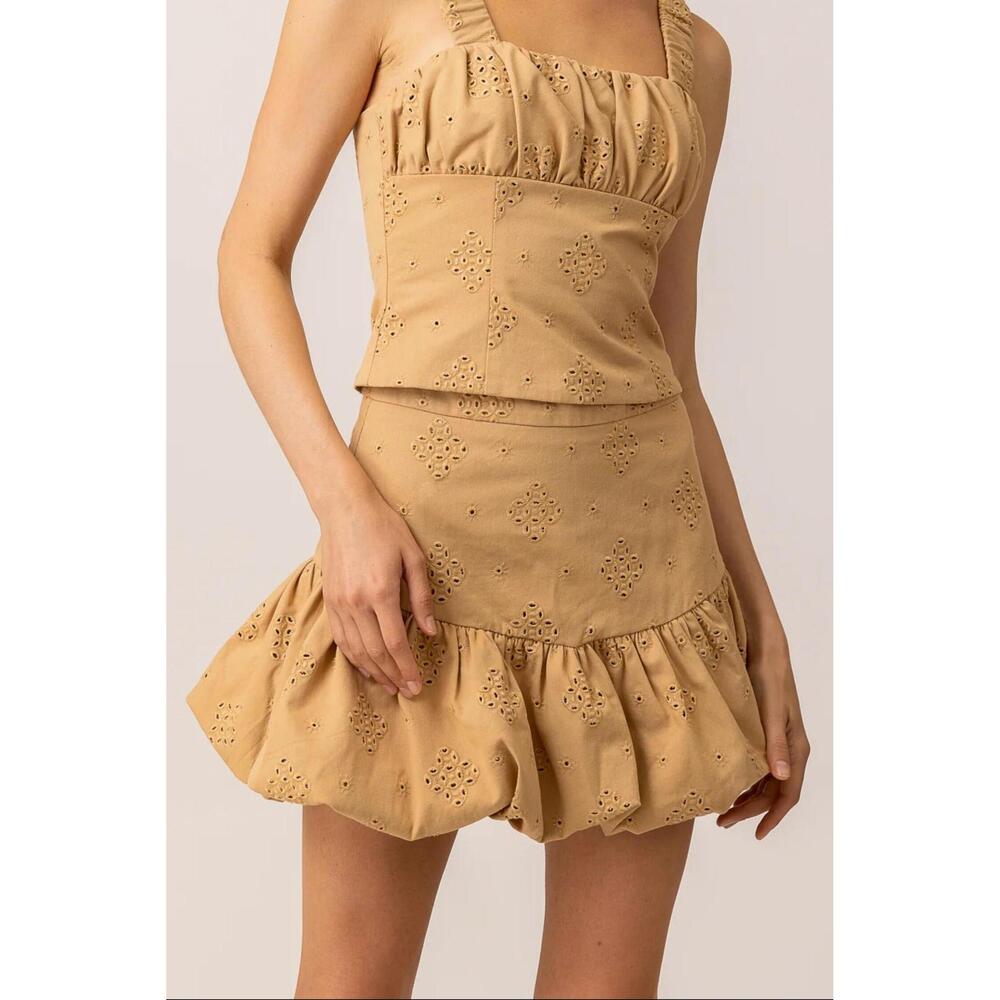 NEW LINE AND DOT eyelet bubble skirt in tan